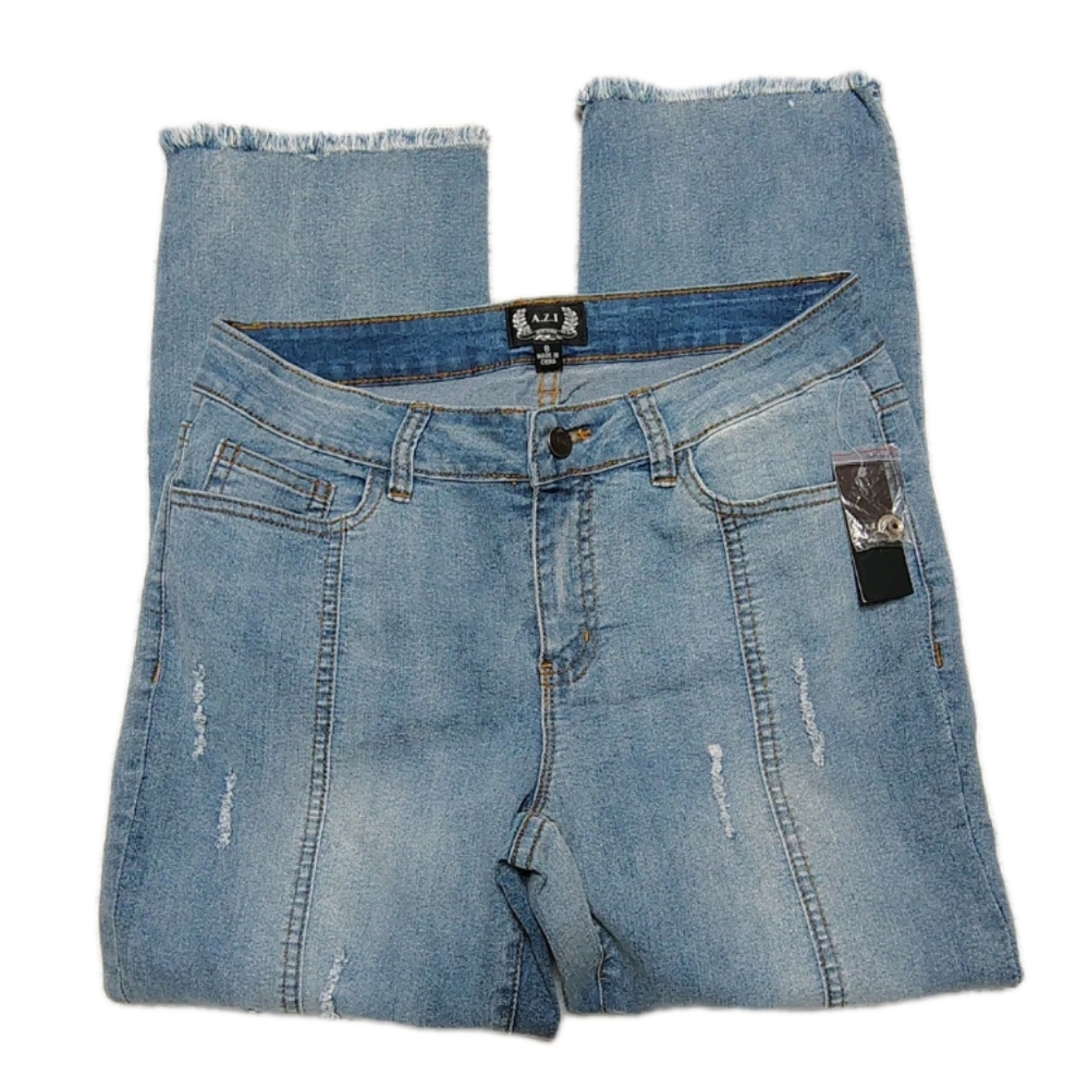 NWT A.Z.I. Embroidered Flower Jeans Light Wash Women's 8 Bohemian Boho Blooming - Picture 6 of 11